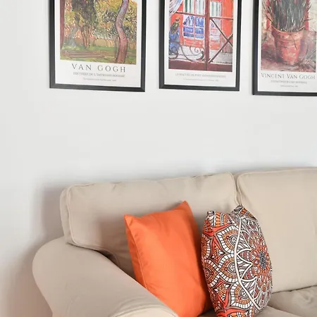 Cute Retro Balcony Ac Galata