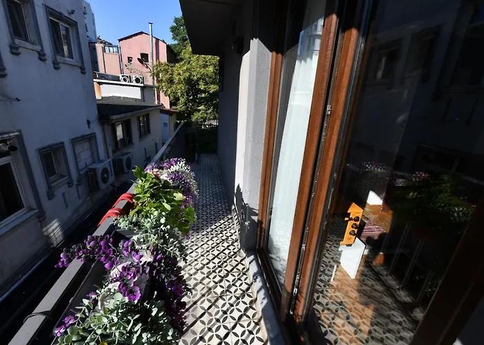 Cute Retro Balcony Ac Galata Apartmán *