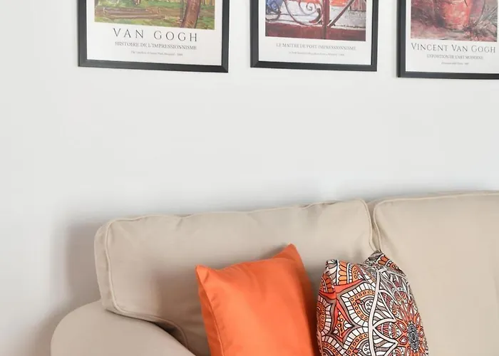 Cute Retro Balcony Ac Galata